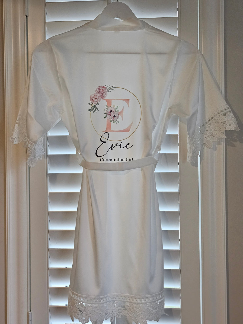 Lace sleeved satin robes