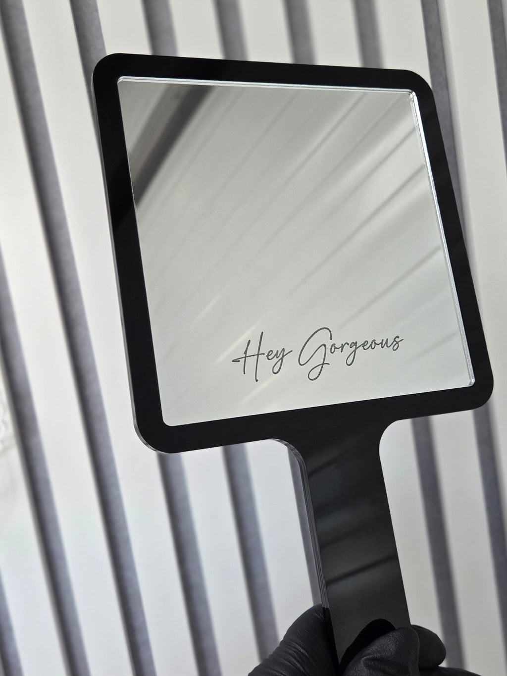 Custom double layered handheld mirror