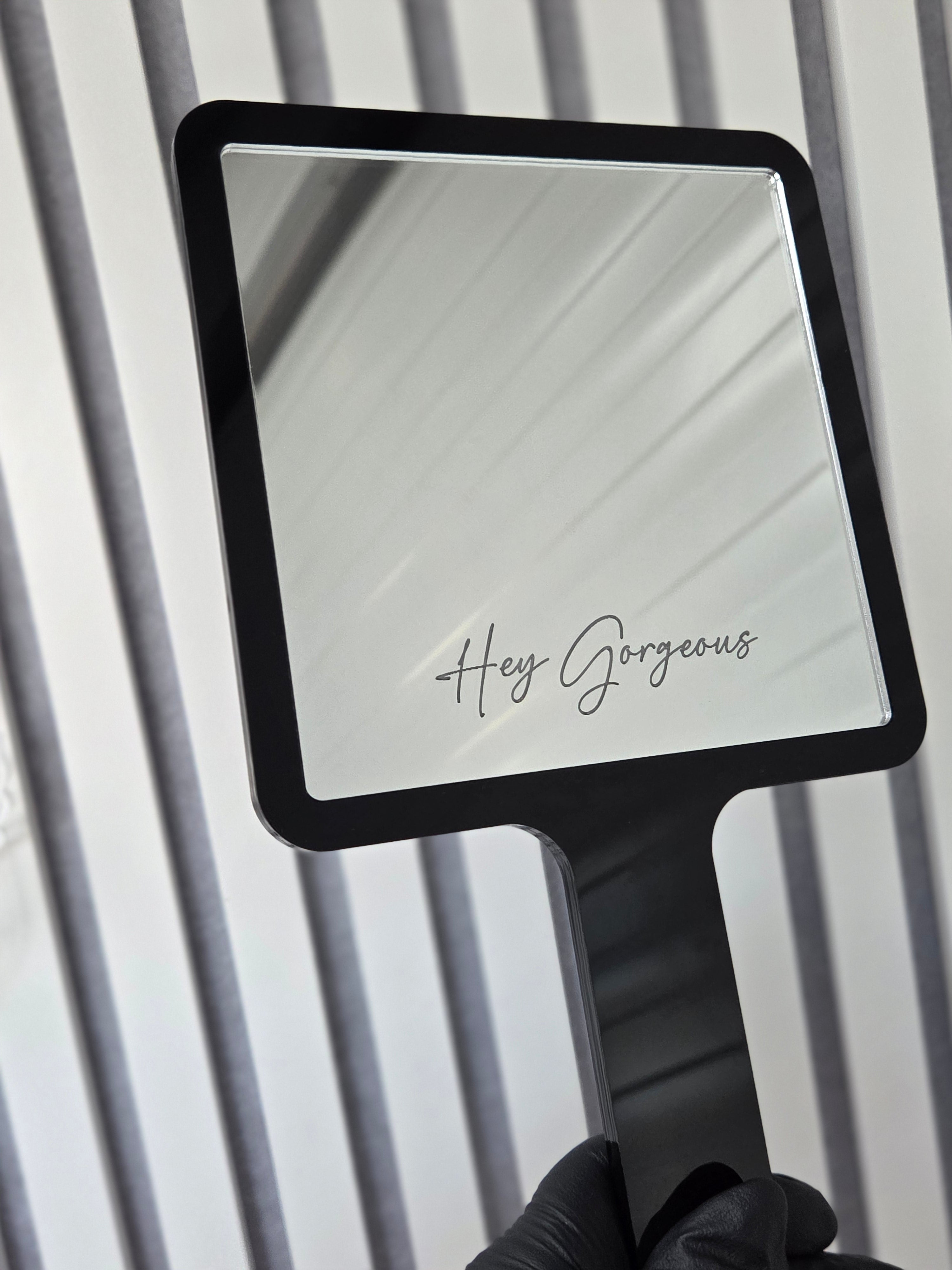 Custom double layered handheld mirror